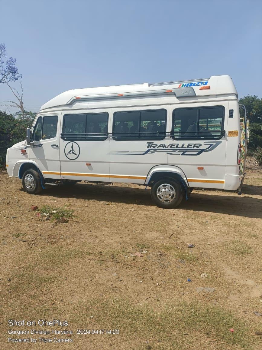 WhatsApp Image 2025-12-04 at 16.07.18_0c560354.jpg - Supreme Car Rental